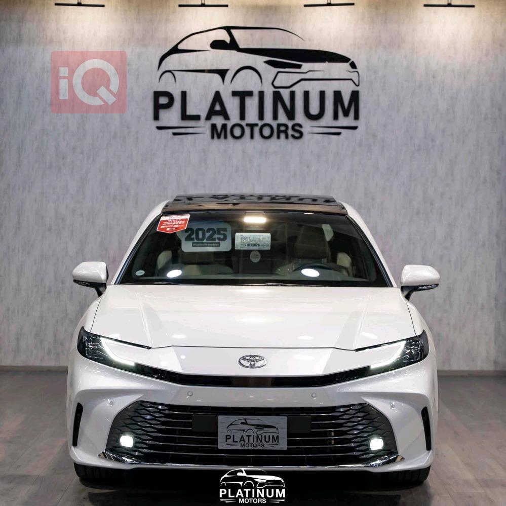 تۆیۆتا کامری